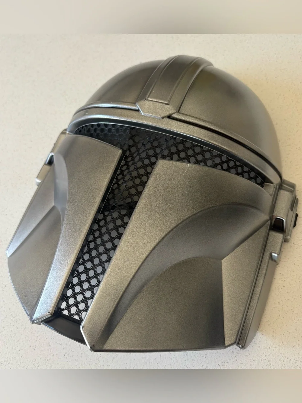 Rubies Star Wars The Mandolorian Halloween Costume, Child Size Medium (8-10)